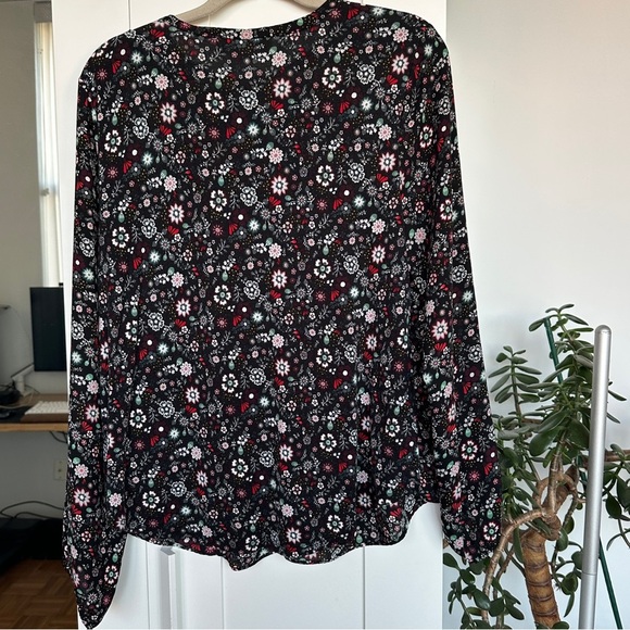 LOFT Black Ruffled Mandarin Collar Blouse - Picture 5 of 6